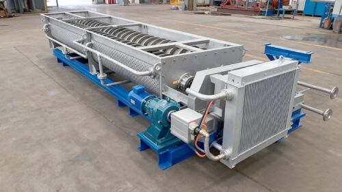 Aplicações Eficientes de Transporte com Controle de Temperatura de Transportadores de Rosca com Troca de Calor em Engenharia Química