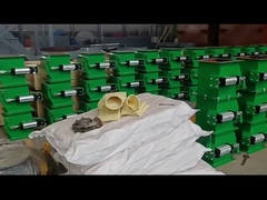 Descarga-estrela de alimentação por impulsionador rígido para sistema de transporte pneumático