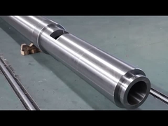 Extrusora de parafusos de extrusão bismetálica cônica de parafusos geminados personalizada para máquina de extrusão de plástico